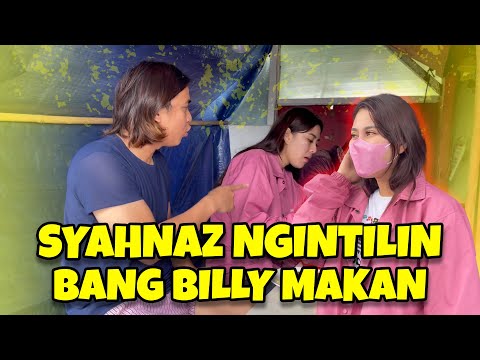 BILLY AND SYAHNAZ EAT WITH GLORIOUSNESS AT A ROAD SIDE FOOD STORE