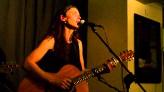 Emily Maguire - Bicycle Made for Two - Live at TwickFolk