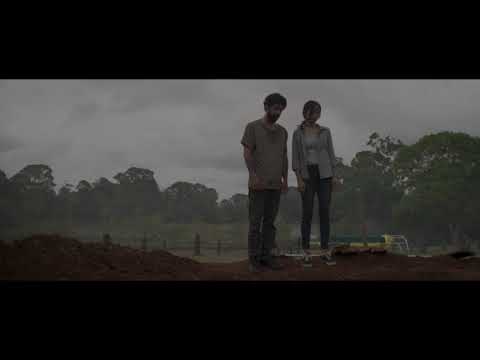 Thumbnail of the video: Official Clip #2 SIKSA KUBUR - Cinépolis Indonesia