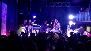 Too Close To Touch - Pretty Little Thing [Someday tease] (Live in Atlanta, GA)