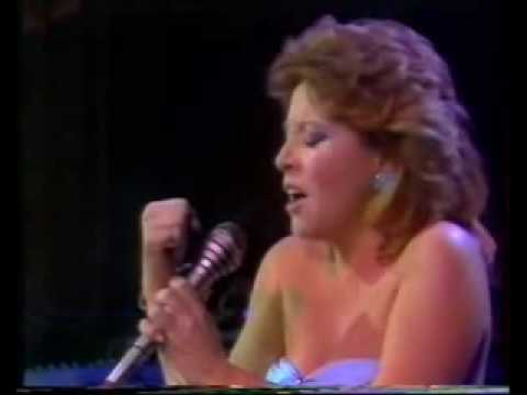 Mari Trini Cuando la lluvia cae