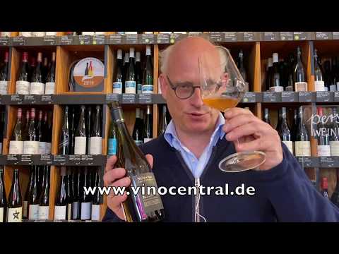 Vinocentral Karl May 2018 NOrange Gewürztraminer