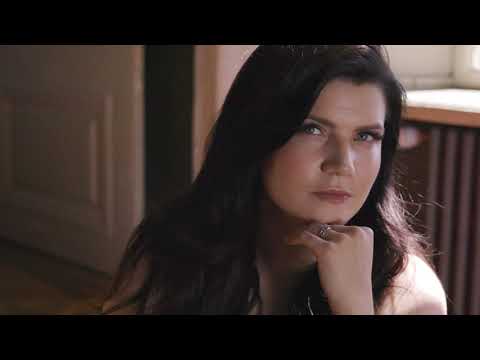 Suvi Teräsniska - Kaikki joiden jäljet säästin (Lyriikkavideo)