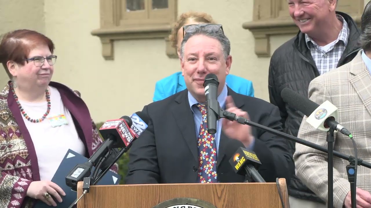 Neal Presents $500K for the New East Springfield Branch Library