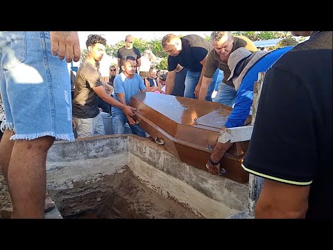 SEPULTAMENTO das VÍTIMAS da CHACINA de Santa Cruz/RN é marcado por tristeza e revolta 