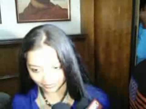 Watch : Celebrities' interview at the Premiere Show of New Bengali Movie Proloy