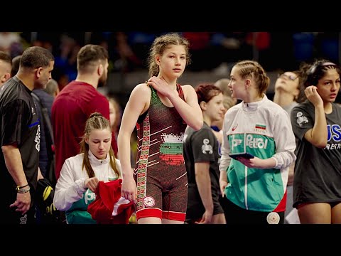 U15 Arina Arabadji (BUL) vs Valeriia Yuras (UKR) 50kg. Women girls youth wrestling tournament.