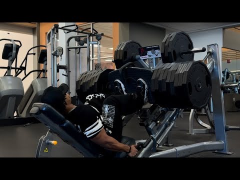 Brutal leg day - bulk day 102￼