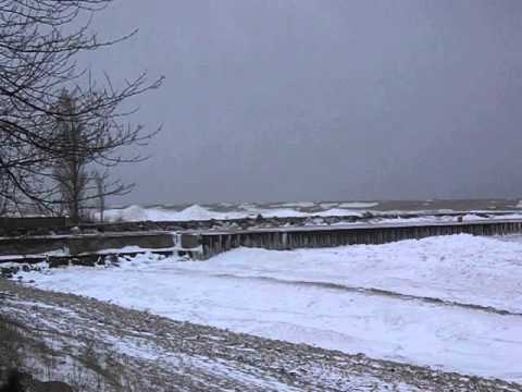 Capturing the Weather along the lake Jan  20, 2013