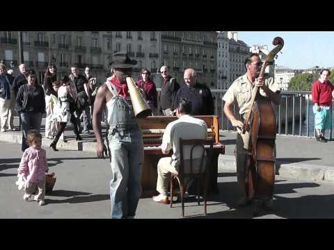 Strassenmusik in Paris Okt. 2010 : The Backleg Breakers