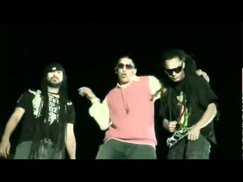 Nengo Flow ft. Nova y Jory & Randy Glock - El Mal Me Persigue (Official Video) con Letra