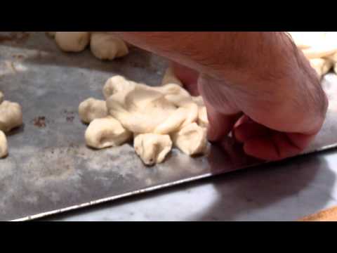 Mutscheln formen Live im Cafe Sommer