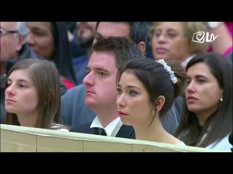 Papa s nama 30.11.2016. - 'Molimo jedni za druge da djela milosrđa postanu našim načinom života'