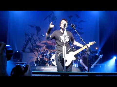 "Burn" in HD - Three Days Grace 4/13/11 Baltimore, MD