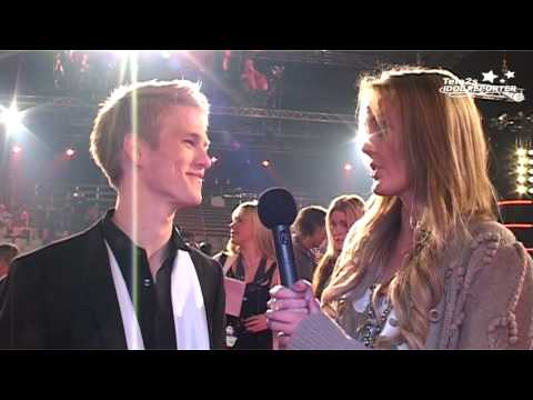 Tele2s Idolreportrar: Mogi intervjuar Idol-Erik