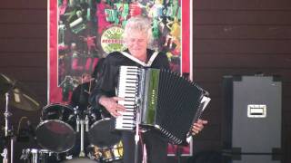Dick Contino At The Cotati Accordion Festival 2008-1