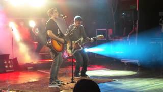 Iván Zavala en vivo - No vale la pena