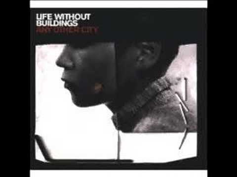 Life without buildings - The Leanover