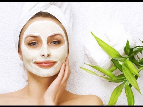 Avena a posti di pigmentary Togliere posti di pigmentary su una faccia cosmetology