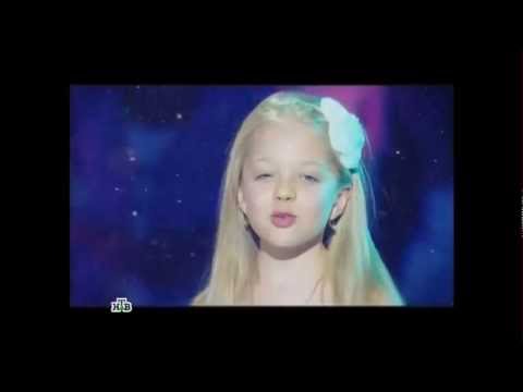 Nastia Petrik - Beautiful Faraway (in two times 'Guest from the Future' 2010 @ Live) - HD