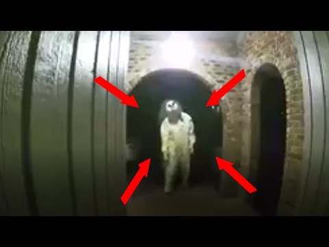 10 SCARIEST Clown Sightings CAUGHT ON CAMERA