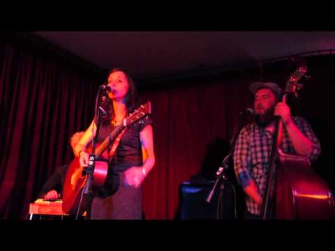 Eileen Rose & The Holy Wreck - Wake Up Silly Girl (Green Note, London, 11/07/2013)