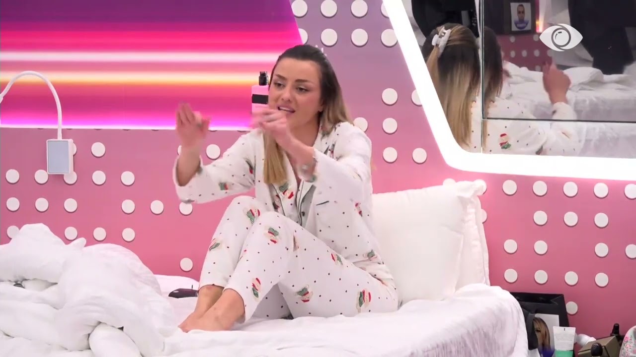 Nuk ke bazën e komunikimit…/ Ina debaton me Stenaldon: Je shumë i errët brenda