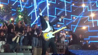 Jean Louis aubert Montpellier enfoires 2015