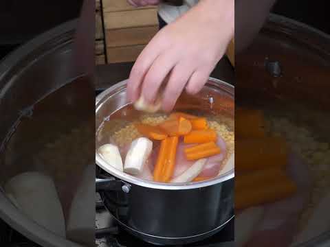 Zupa grochowa grochówka - cały film w zakładce wideo / Oddaszfartucha