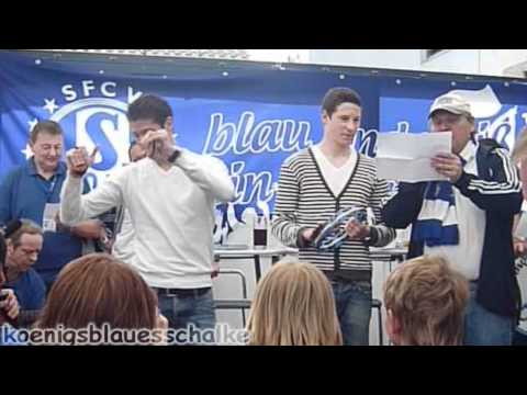 Sergio Escudero und Julian Draxler bei der dritten Halbzeit - Schalke 04