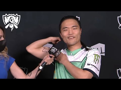 Impact Flexes "Top Gap" Back at LOUD | Worlds 2022 | League of Legends Esports Moments