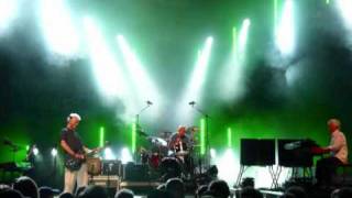 Van der graaf generator - House with no door