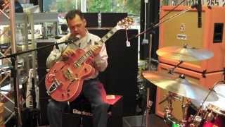 Gretsch G6120RHH Reverend Horton Heat Demo (Chris Martin)