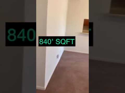 840 sqft - Elm - Two Bedroom / One Bathroom Classic w/Black Appliances, Top Floor