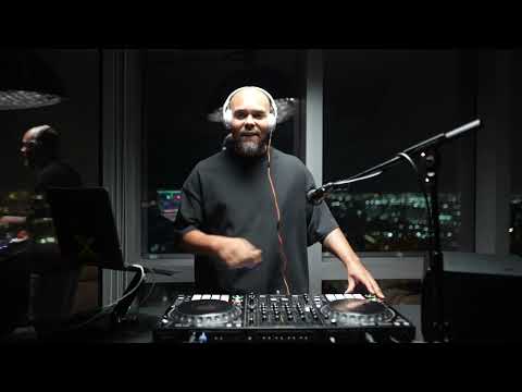WalshyFire Presents Lazer Pirate Radio EP. 1