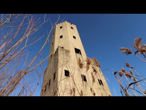 Exploring Abandoned 'Bum's Castle' - Harvey, IL