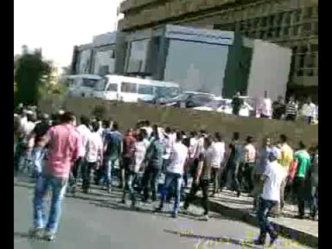 مظاهرة أمام مشفى التوليد الجامعي في مدينة حلب وفاءً لمشعل تمو