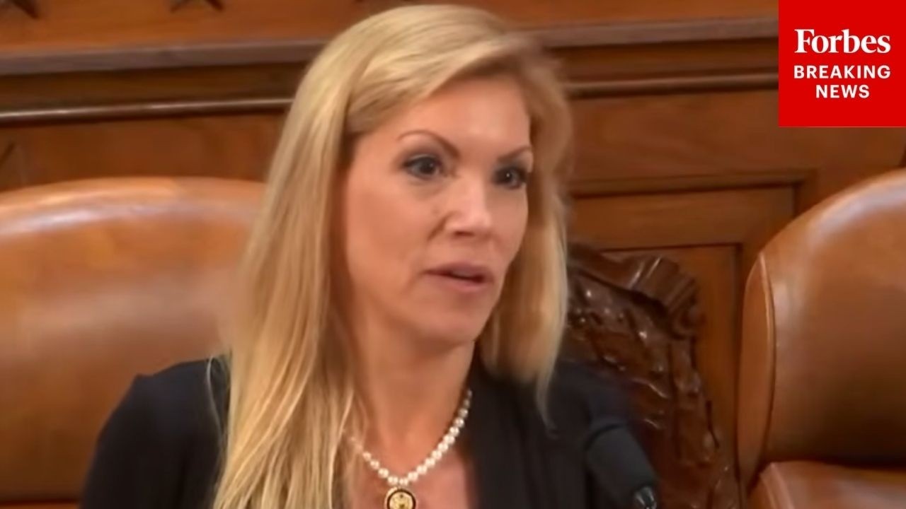 Video: Rep. Van Duyne Recalls Irving Cowboys Bid and $325M Arlington Deal in Tax Hearing