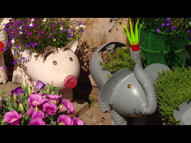 Сад, утопающий в цветах