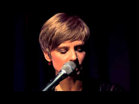 Christina Lux - Satt lieben