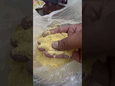 Yellow mustard powder