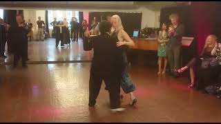 Tango lesson: Basic Enrosques for leaders and followers by Ezequiel Sanucci & Gabriëlle Nederend