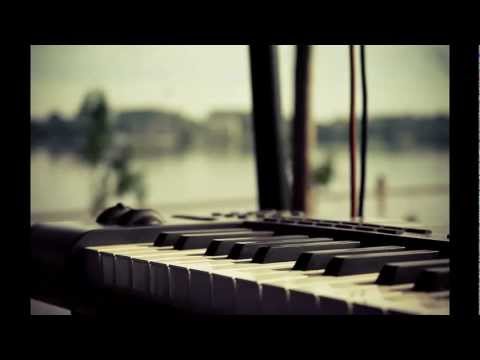 Gareth Emery feat. Roxanne Emery - Too Dark Tonight (Piano Version)