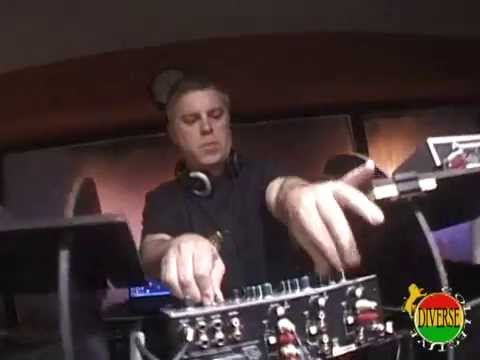 Live Sessions 080 - Vibration Lab and Ramon Judah - RAMON JUDAH AND DIVERSE COLLECTIVE