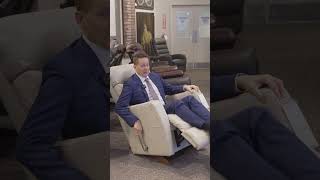 What is the Difference Between a Manual vs. A Power Recliner?