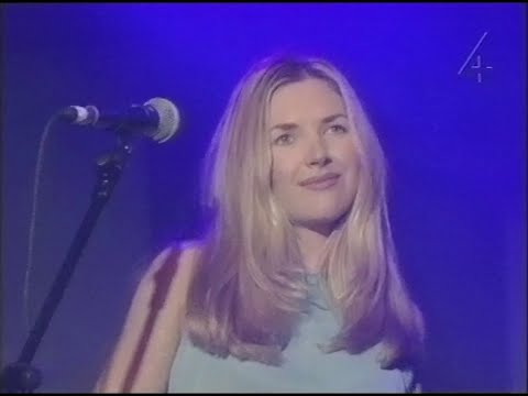 St Etienne - Hug My Soul (Live At The Lighthouse 1994)