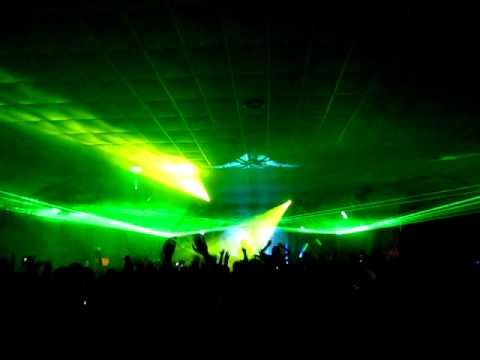 Arty - The Falling/Wonder (Love Groove)