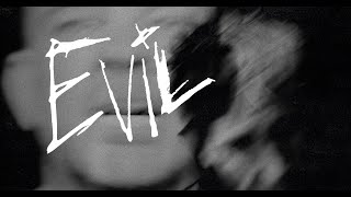 Musik-Video-Miniaturansicht zu Evil Songtext von Hollywood Undead