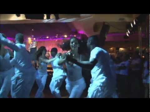 Loalwa Braz  Funkarioca ao vivo.