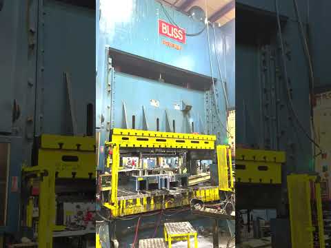 500 TON BLISS SC2-500-108-60 Straight Side Mechanical Press, Year 1989